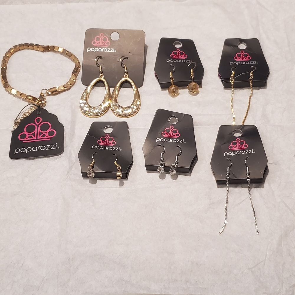 Paparazzi Gold and Silver Jewelry Set